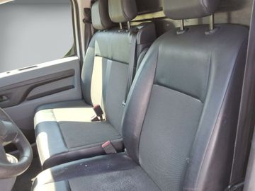 Opel Vivaro - 10