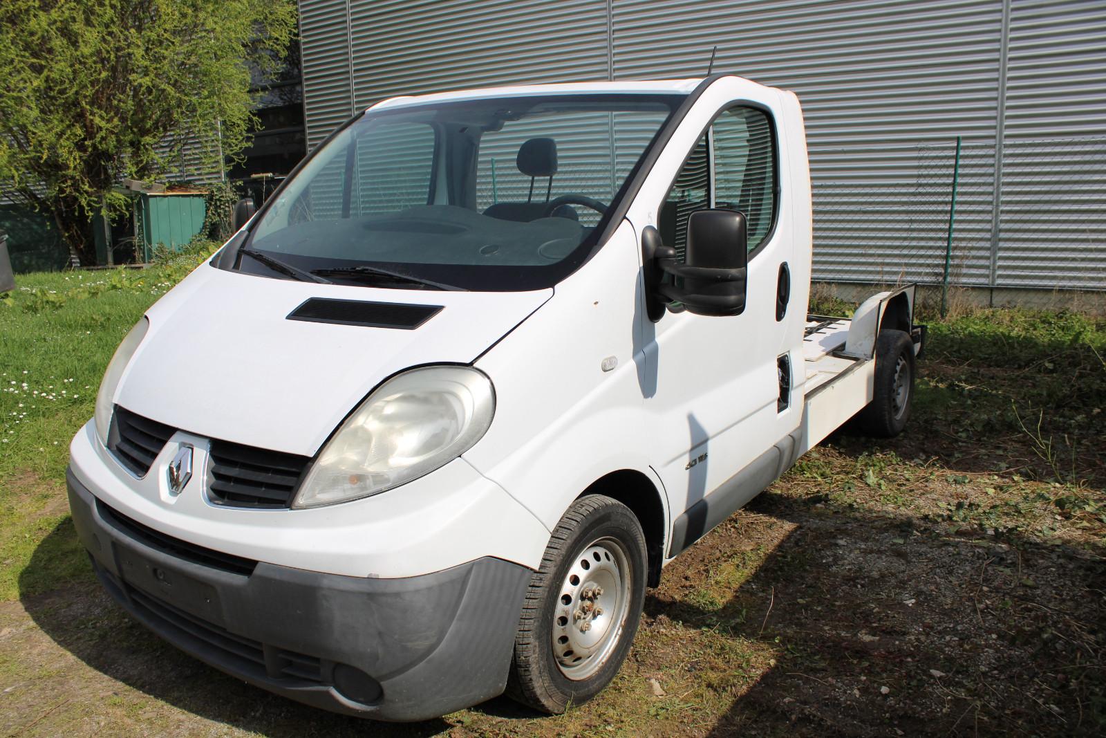 Renault TRAFIC 2.0 DCI 115 Fahrgestell