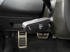 Fahrzeugabbildung Audi RS6 Avant 22"*LASER*HUD*AHK*NACHTSICHT*LEDER*ALC