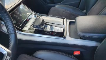 Audi Q8 - 12