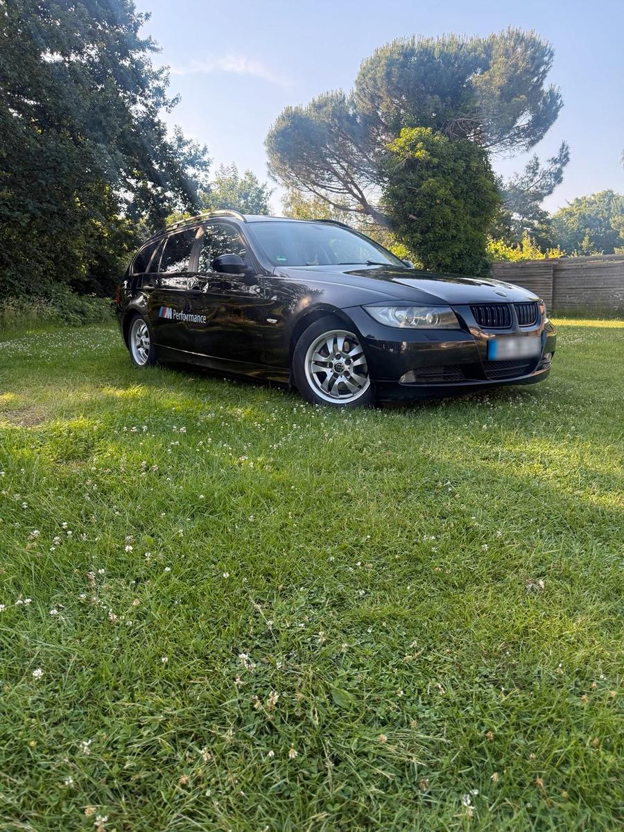 BMW 320