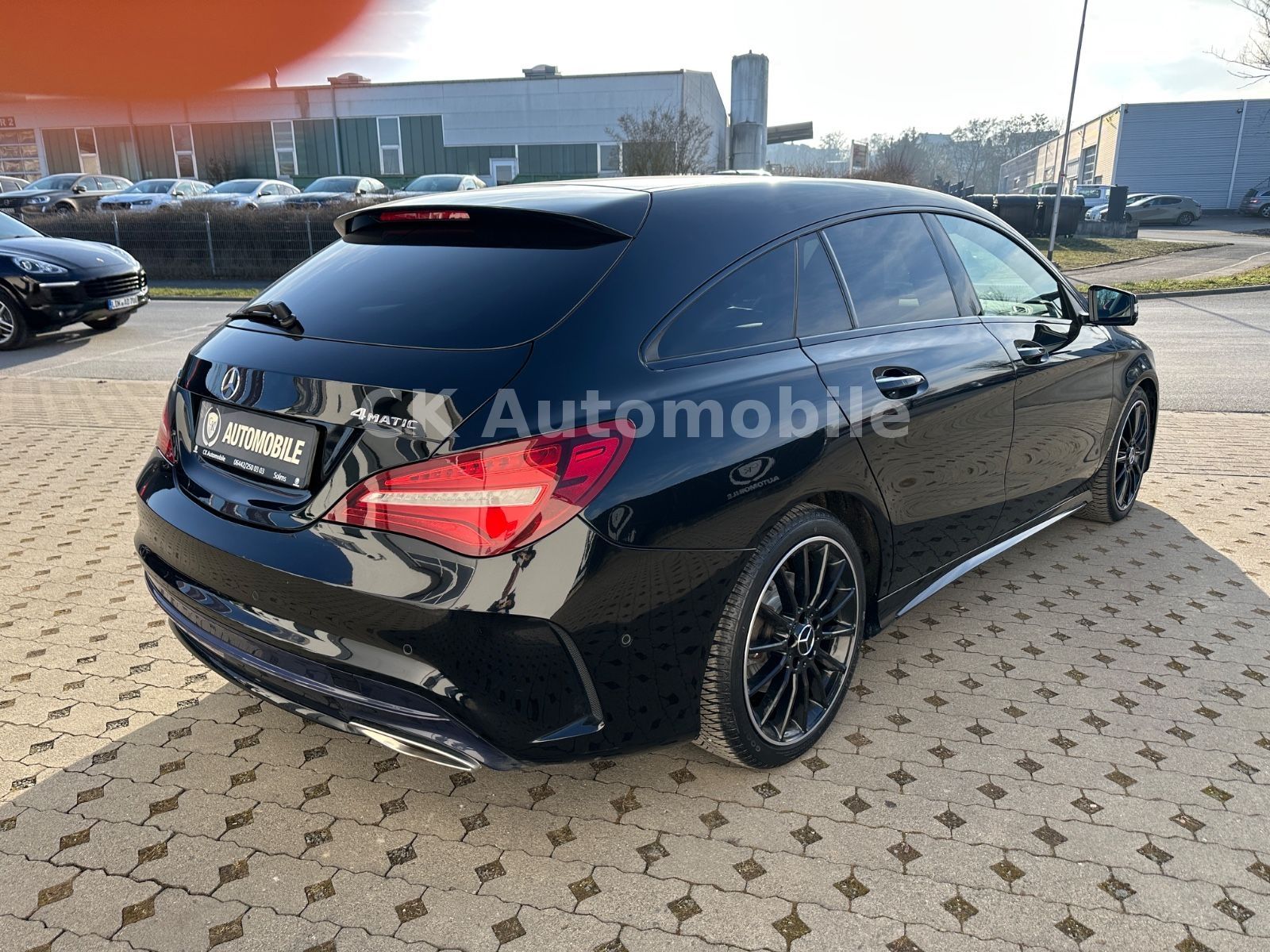 Fahrzeugabbildung Mercedes-Benz CLA 220 CDI Shooting Brake/4Matic/AMG-Line/LED