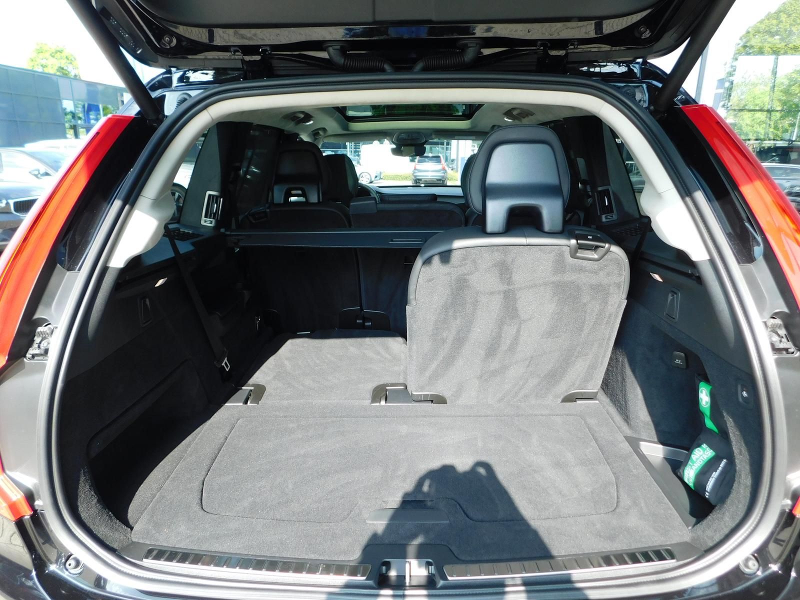 Fahrzeugabbildung Volvo XC90 T8 AWD Ultra Bright