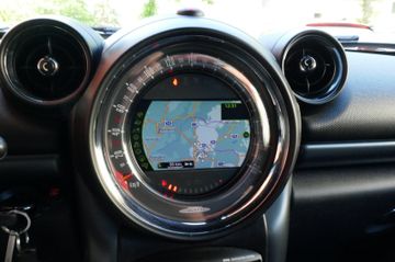 Fahrzeugabbildung MINI JOHN_COOPER_WORKS Countryman  Pano / 4x4
