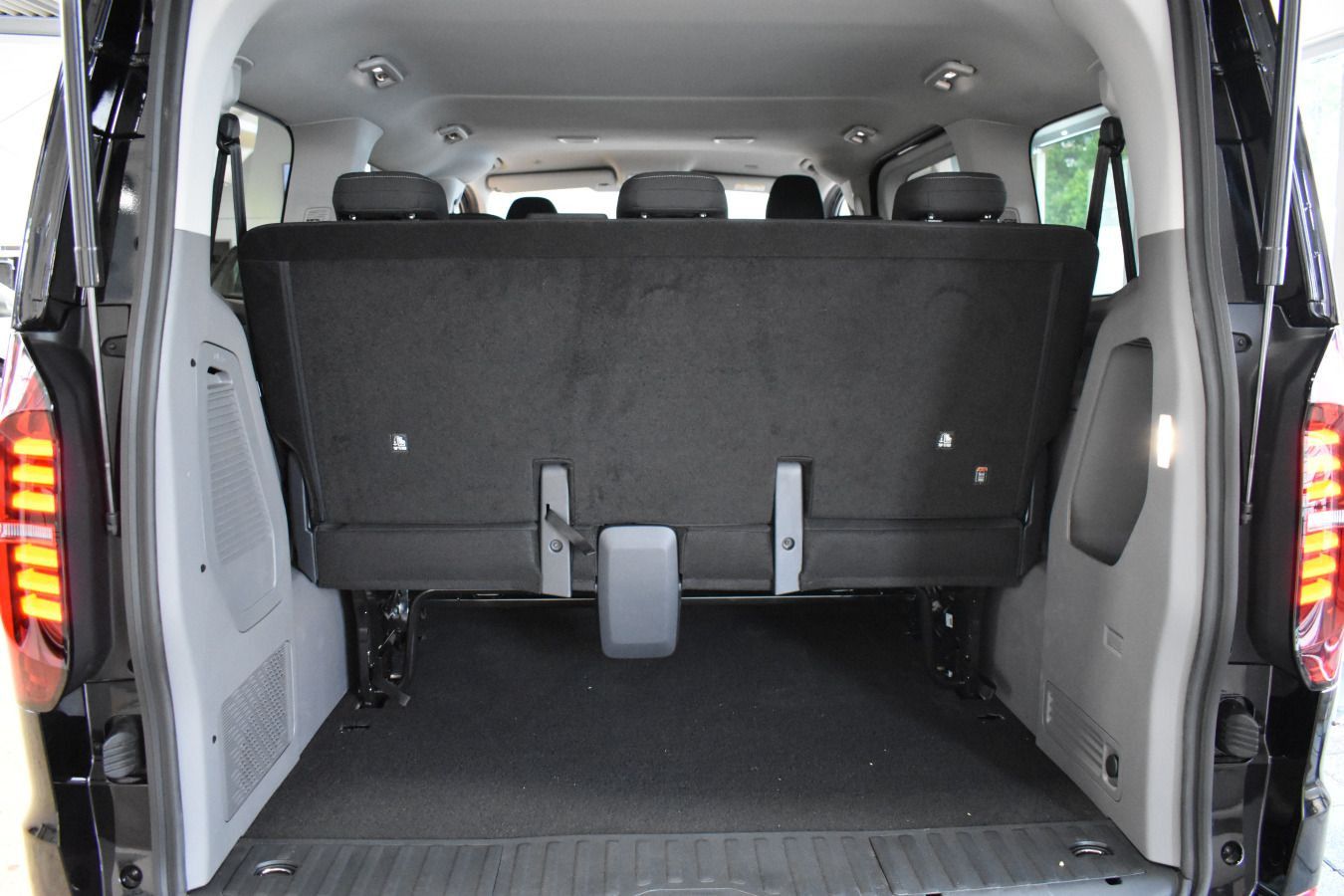 Volkswagen T7 Caravelle - Bild 5