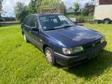 Nissan Sunny 1.4 benzin - Nissan aus 1992