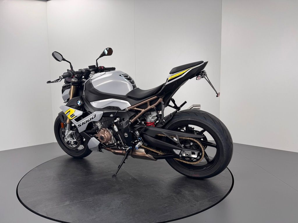 Fahrzeugabbildung BMW S1000 R *TOP-ZUSTAND *SCHMIEDERÄDER
