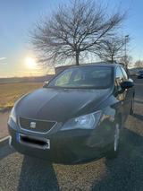 Seat Ibiza 6J 1.2l - Seat Ibiza mit Benzin-Antrieb: Kleinwagen, 6l