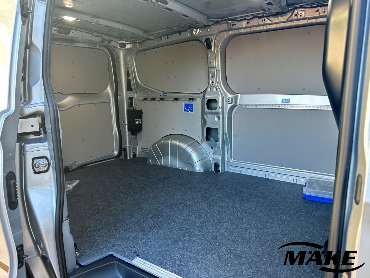 Transporter Kasten Edition BEV V-AHZV ACC NAV LE