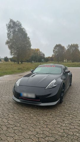 Nissan 370Z Nismo V1 / BITTE LESEN