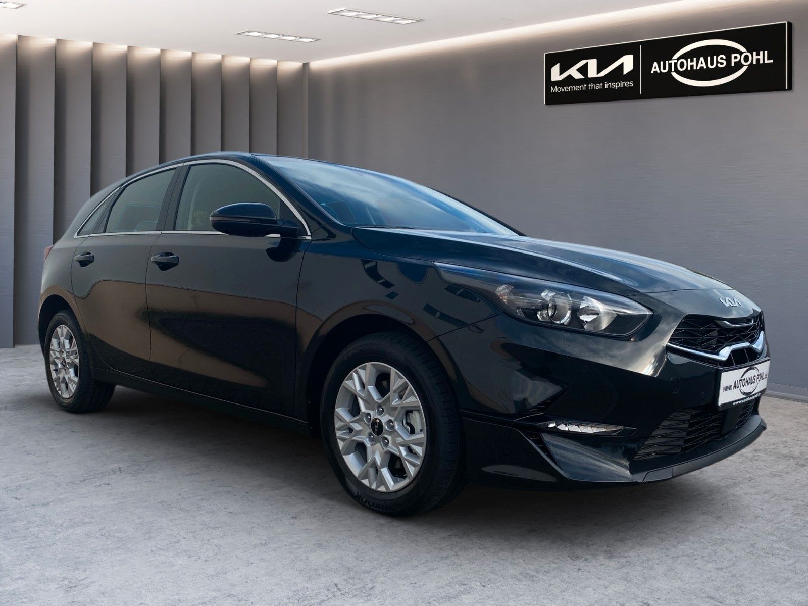 Fahrzeugabbildung Kia Ceed_5 1.5T 48V DCT 140 ULTIMATE STD