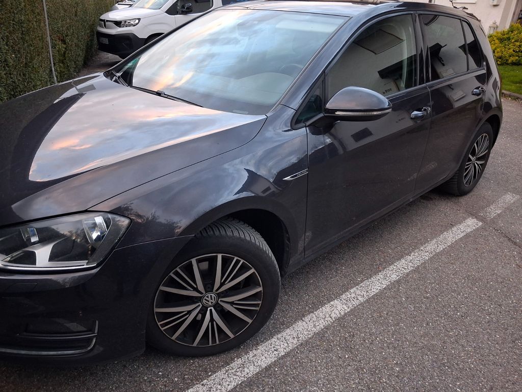 Image of Volkswagen Golf