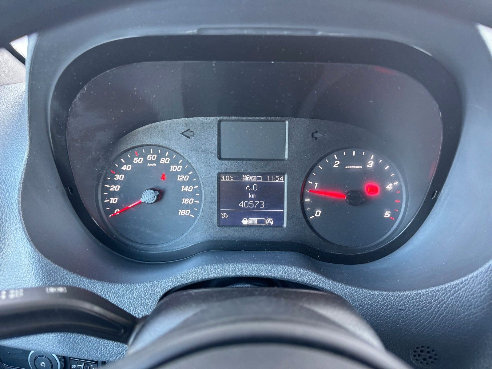 Fahrzeugabbildung Mercedes-Benz Sprinter 317 CDI 3665 Klima 360 Schwingsitz