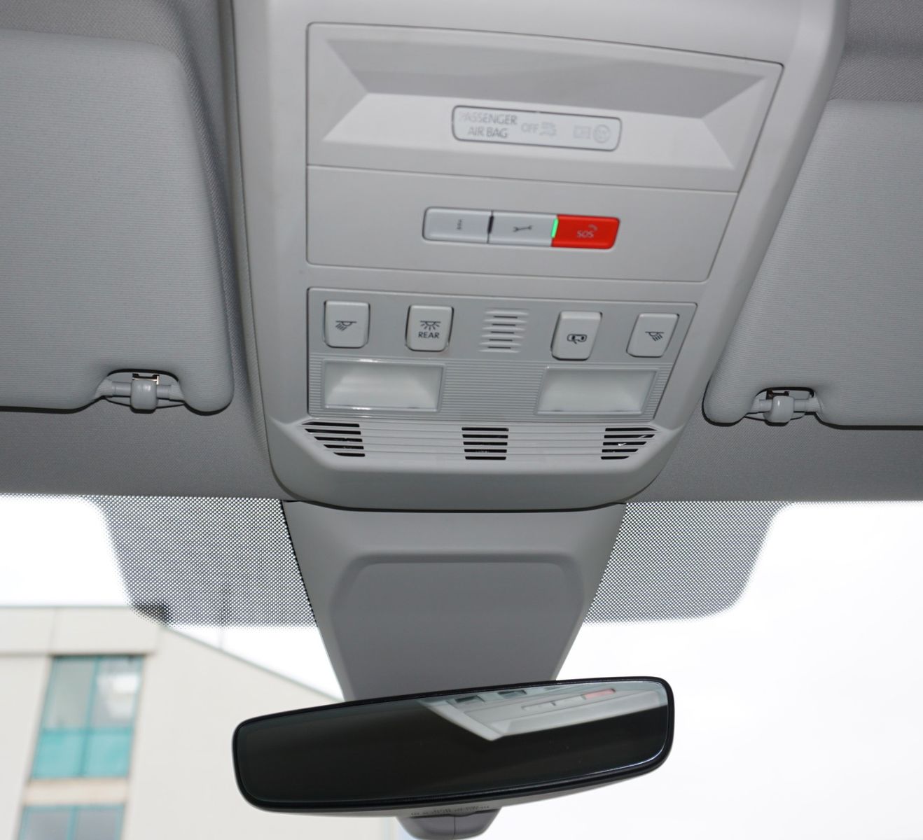 Fahrzeugabbildung Volkswagen T6 Multivan 2.0L TDI DSG Kamera Navi AHK 7 Sitze