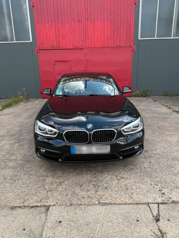 Image of BMW 120