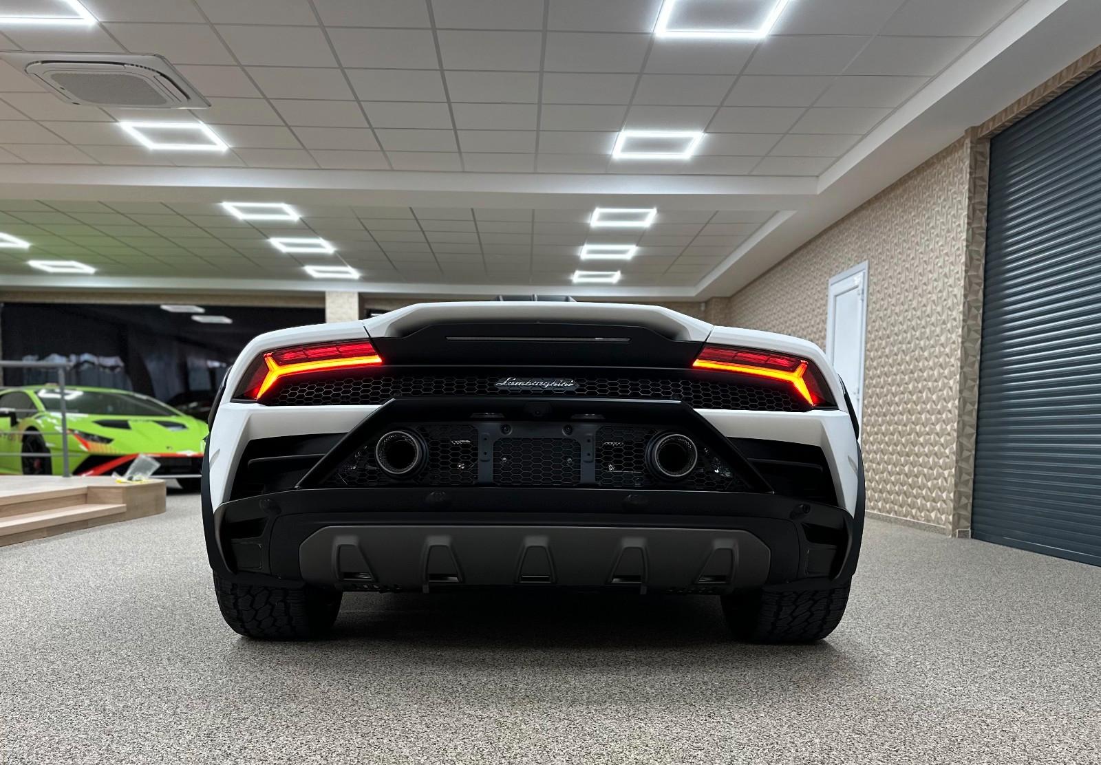 Lamborghini Huracán Sterrato