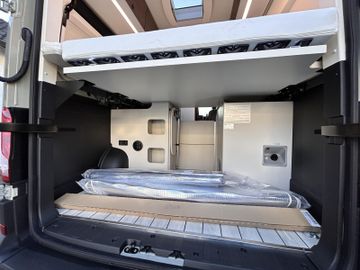 Westfalia Sven Hedin Premium 2.Batt, Markise ACC LED NAVI