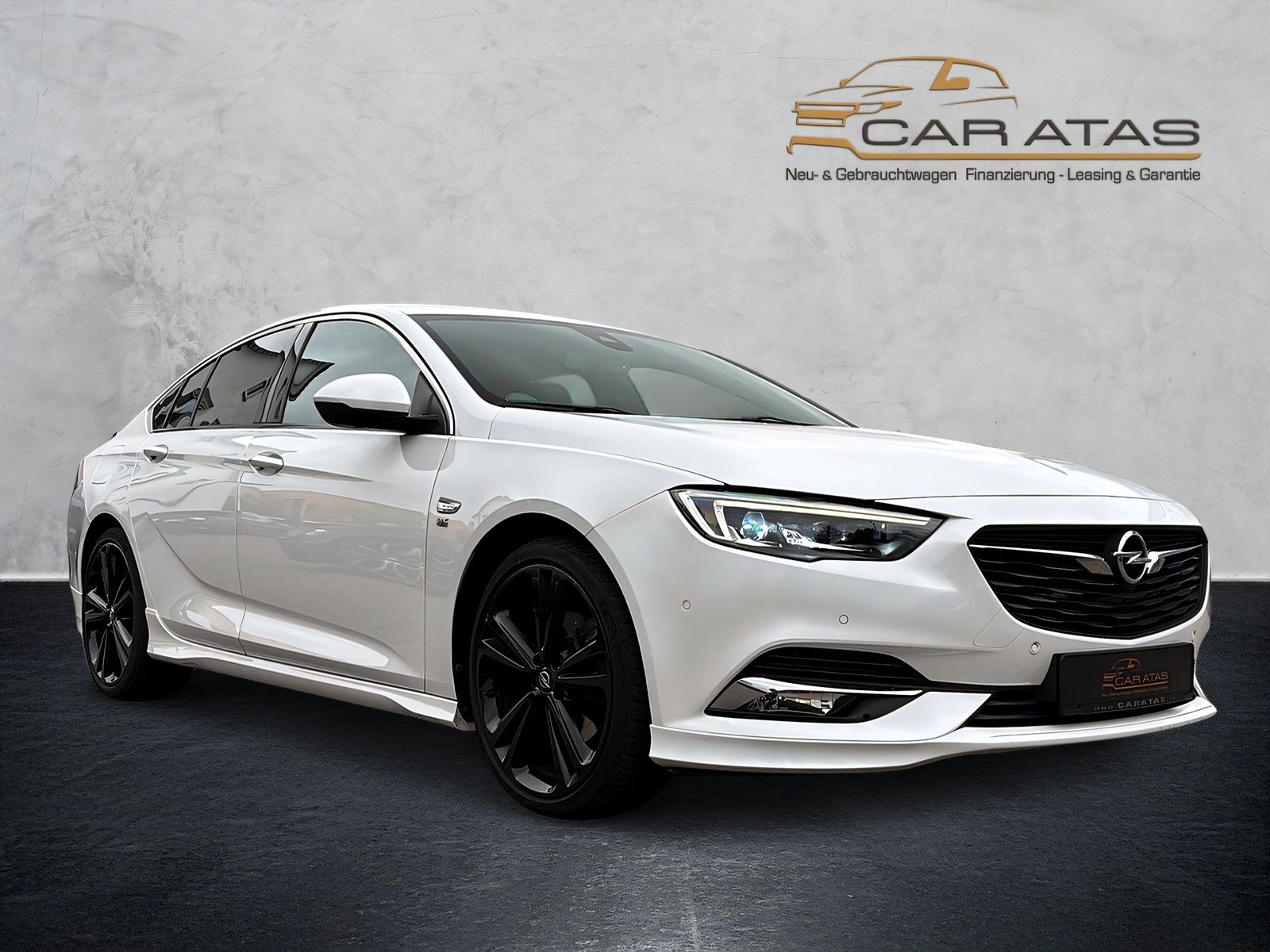 Fahrzeugabbildung Opel Insignia OPC LINE BLACK 360°INNOVATION BOSE STHZ