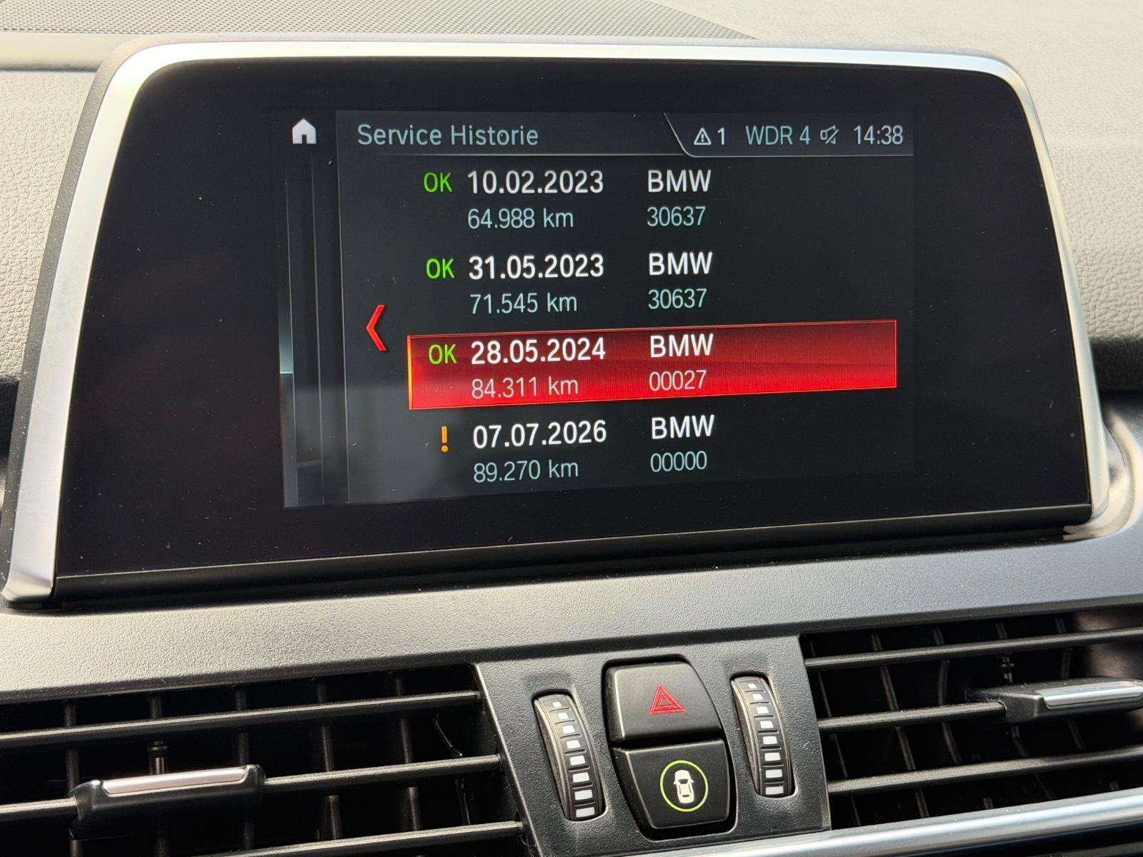 BMW 225 XE*LUXURY*PANO*LEDER*KAM*HARMAN*MEMORY*KEY*