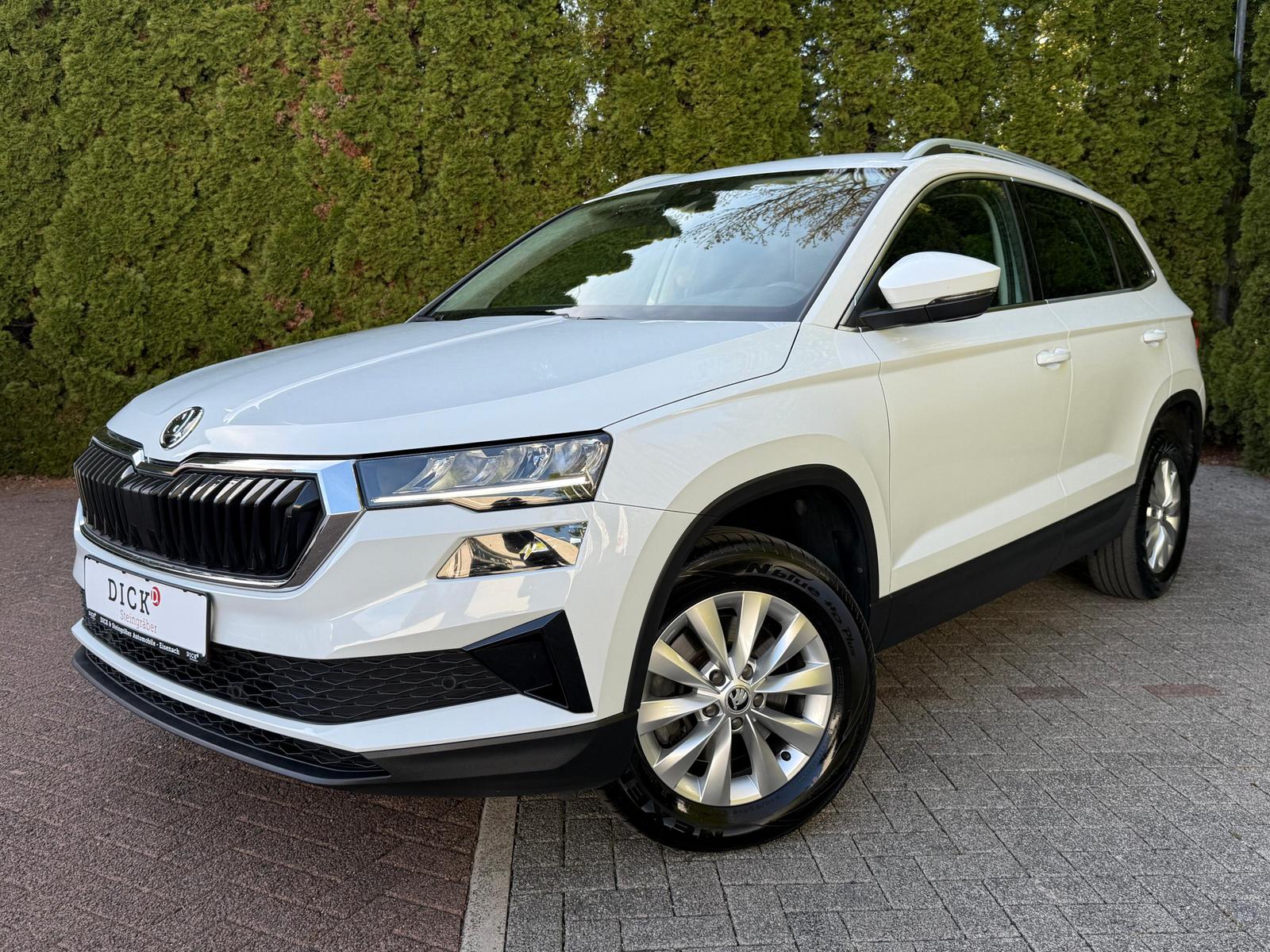 Skoda Karoq 1.5 TSI Ambition LED+KAMERA+VIRT+CARPL+DAB