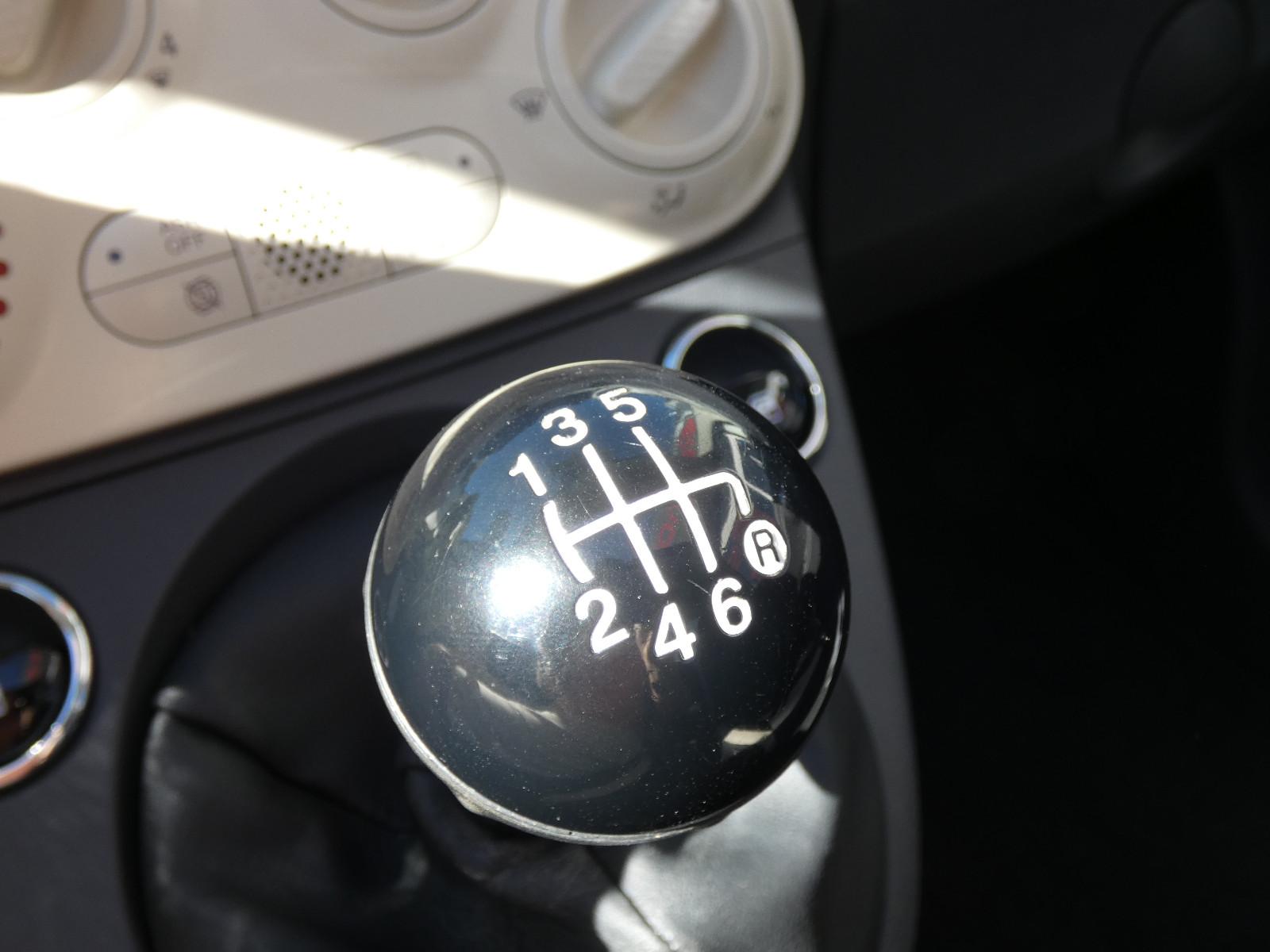 Fiat 500 Anniversario Glas-Schiebedach LED NAVI PDC