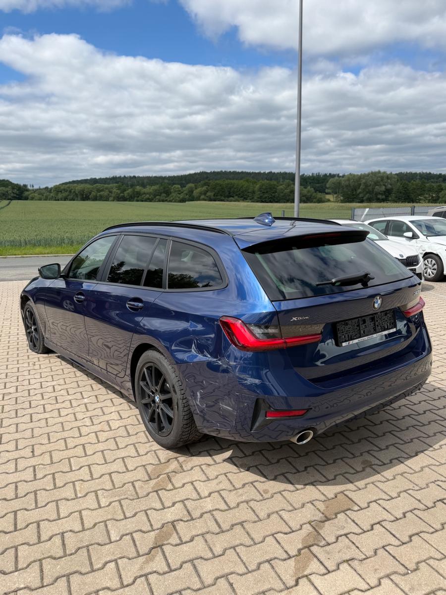 BMW 320 d xDrive Advantage