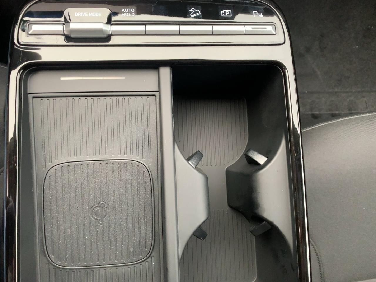 Fahrzeugabbildung Hyundai TUCSON Trend Hybrid 2WD*