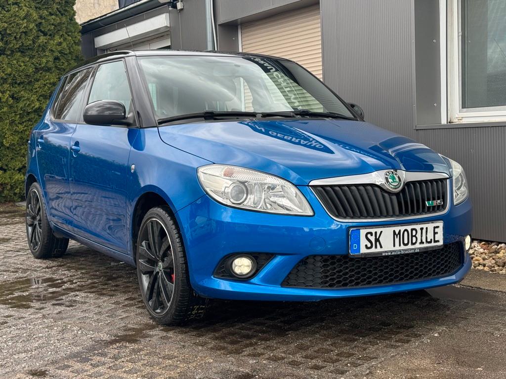 SKODA FABIA RS - 180 CV - BVA