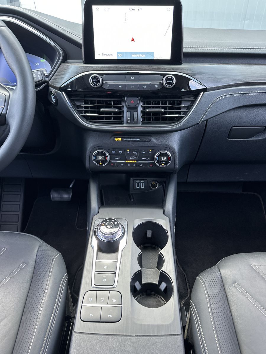 Fahrzeugabbildung Ford Kuga 2.5 Plug-In Hybrid Vignale NAV+LED+AHK+KAM