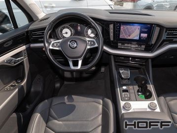 Volkswagen Touareg - 6