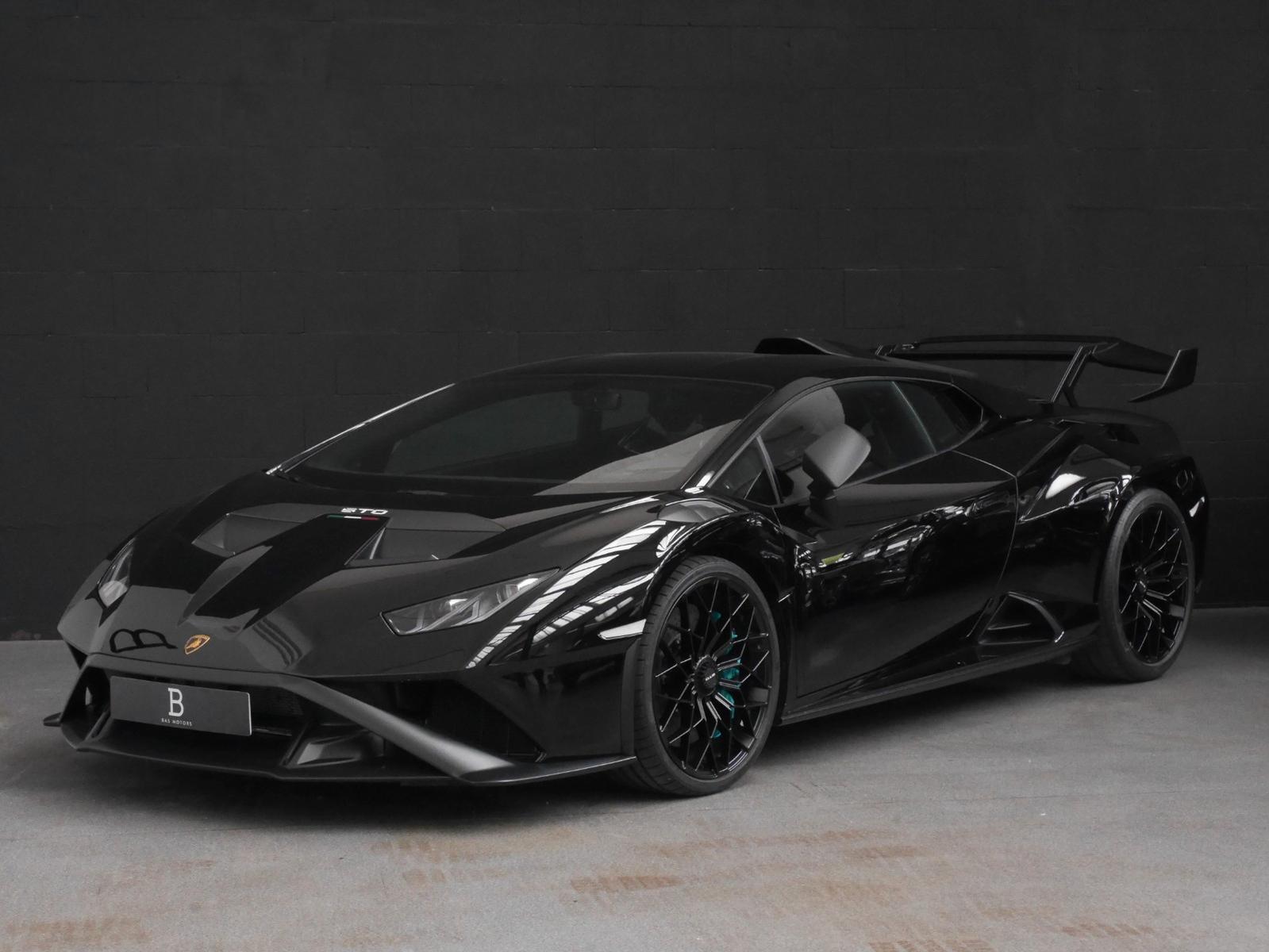 Lamborghini Huracán STO*NEW*STOCK*5YearMaintenance*TOP!*