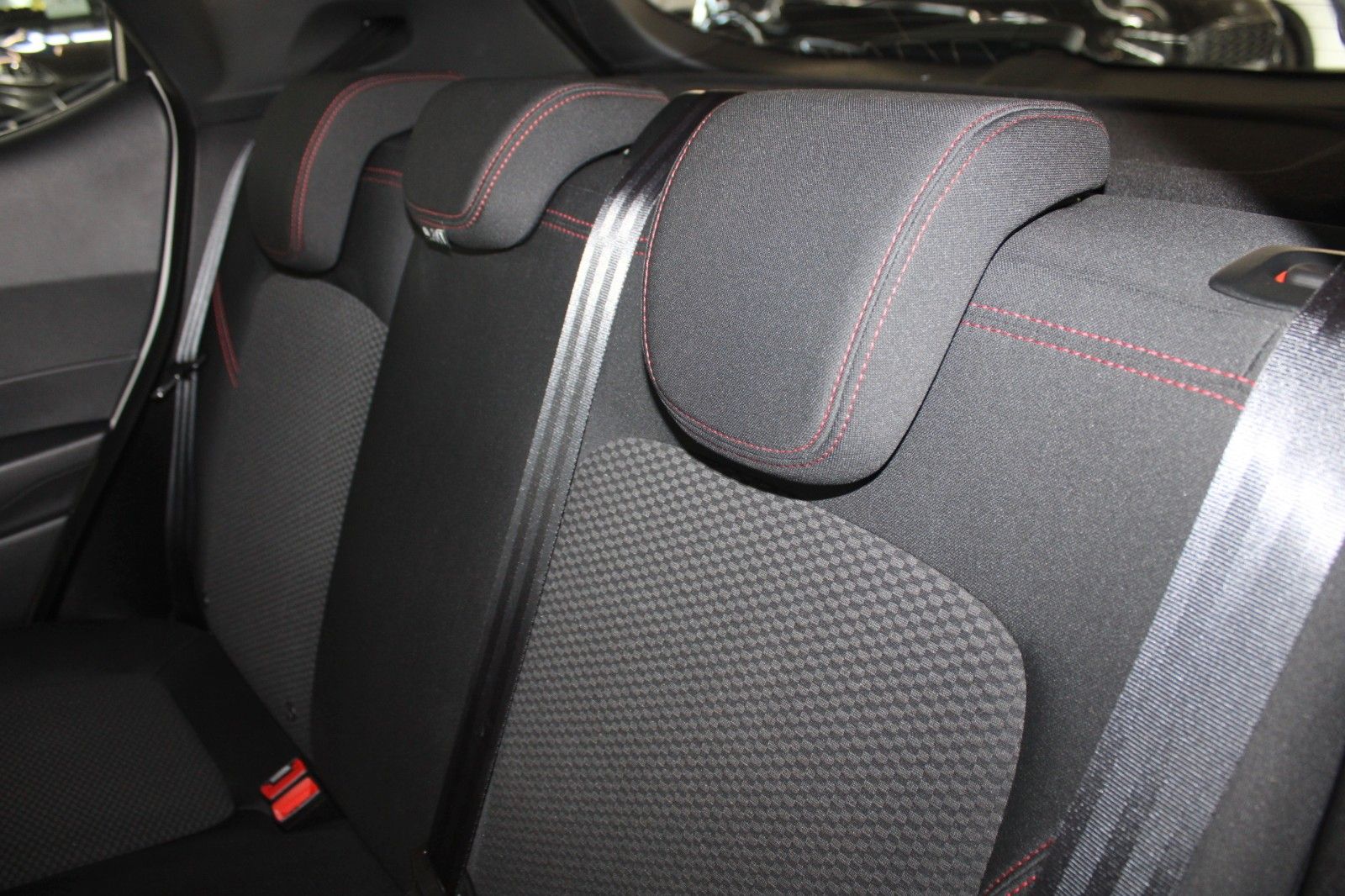 Fahrzeugabbildung Ford Fiesta ST-Line X LED NAVI B&O DAB WinterPaket