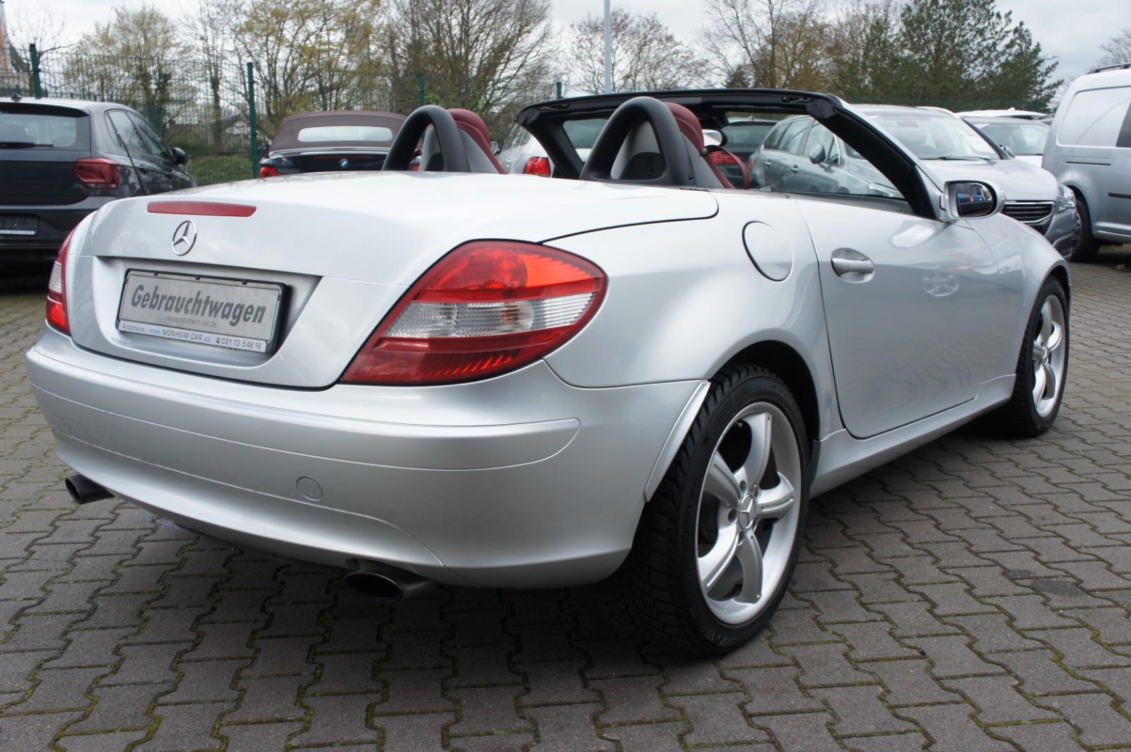 Mercedes-Benz 200 SLK Roadster 200 Kompressor--LEDER--