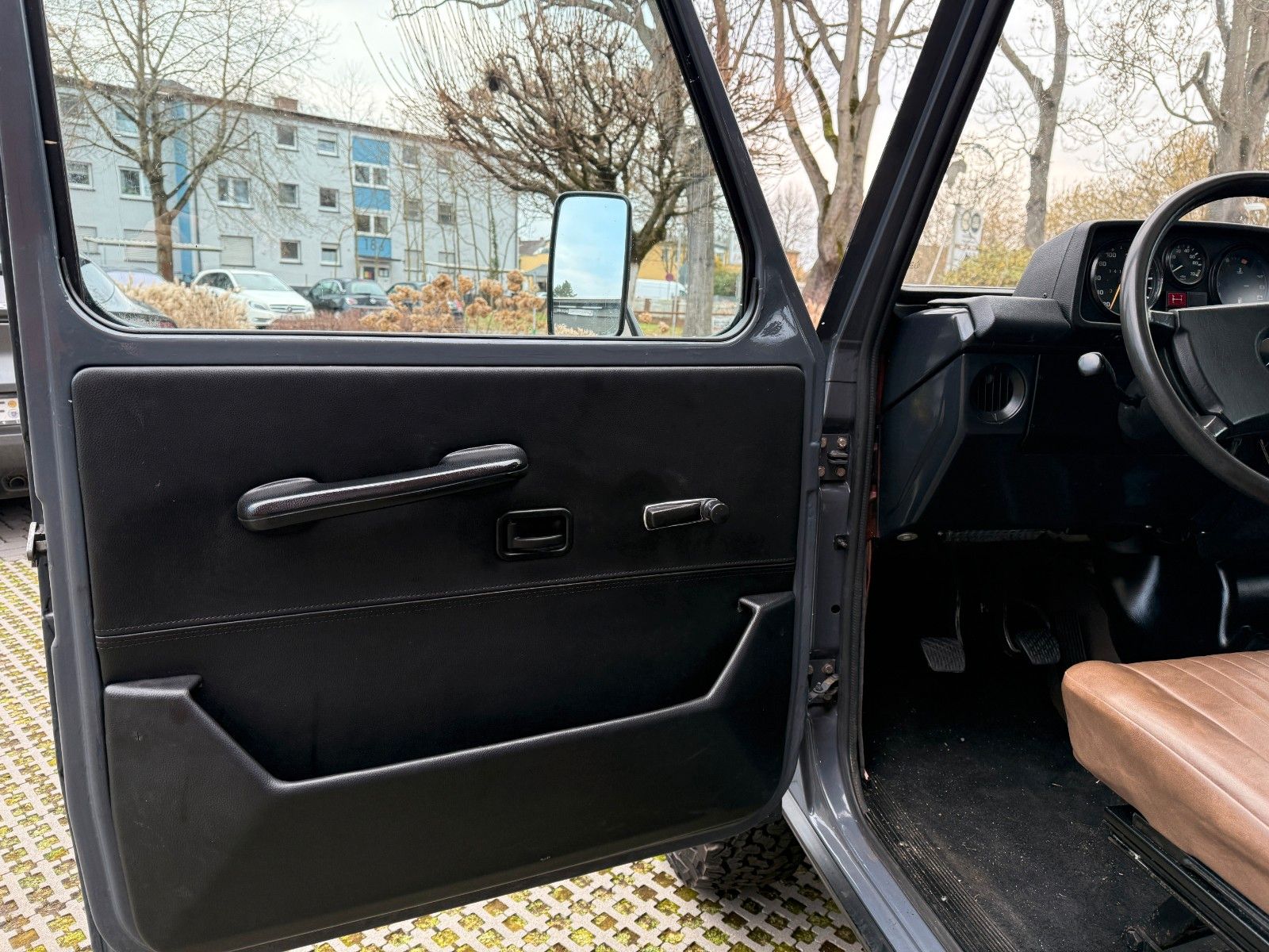 Fahrzeugabbildung Mercedes-Benz 280 GE