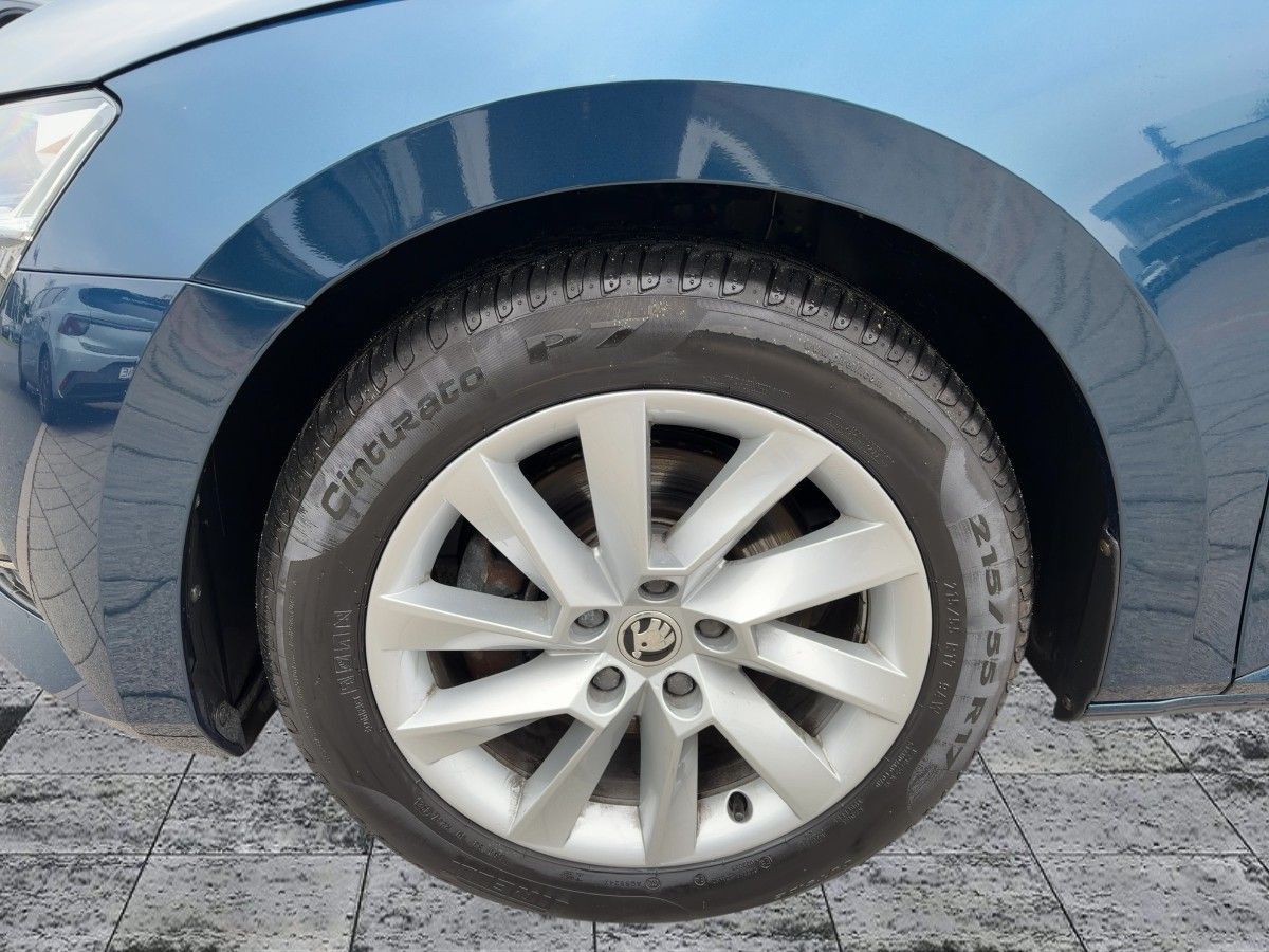 Skoda Superb - Bild 8