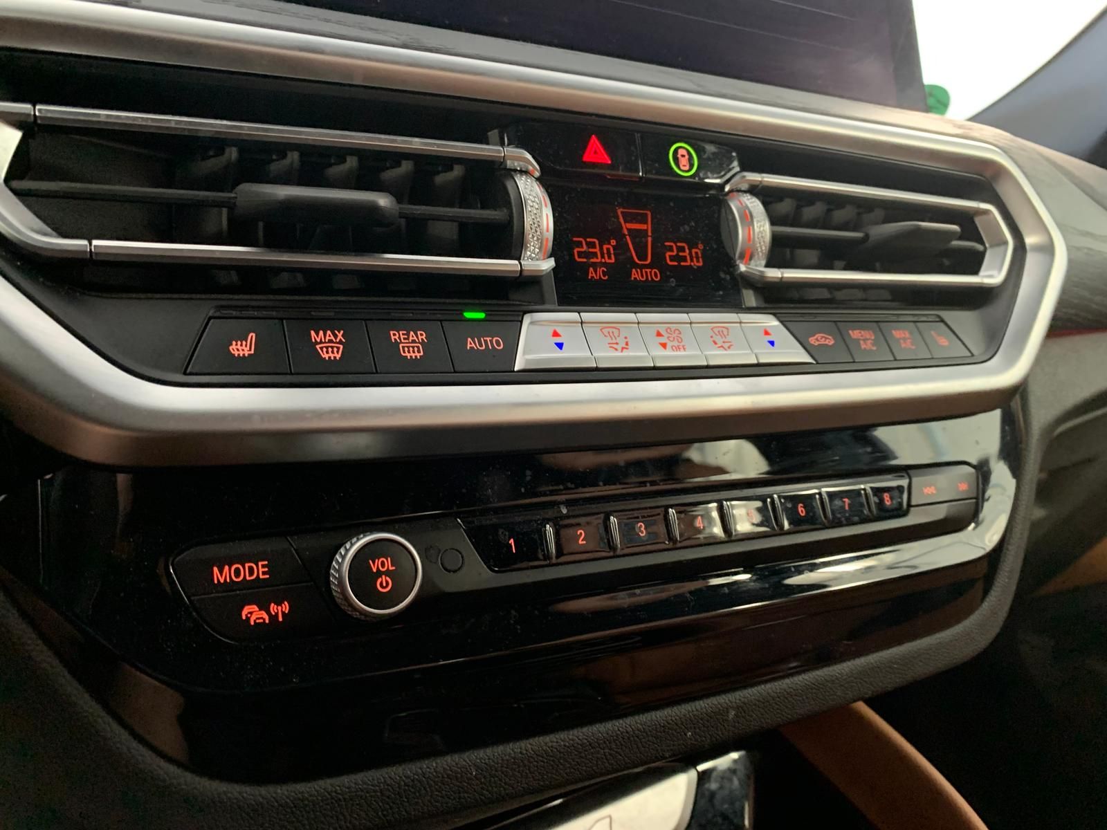 BMW X4 M Sport-SITZE LASER DRIVING-P 20Z HUD foto 13