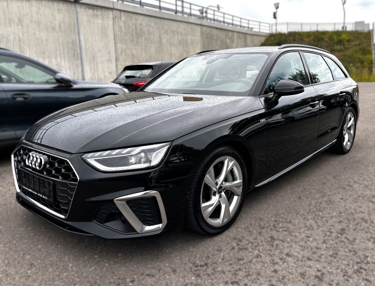 Audi A4 Avant 50 TDI quattro S line, Navi,