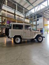 Toyota Land Cruiser - Toyota Land Cruiser Gebrauchtwagen in München