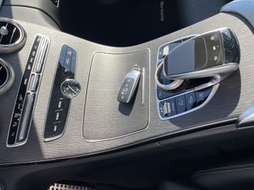 Fahrzeugabbildung Mercedes-Benz C 300 Coupe AMG Line Pano RFK Burmester uvm.