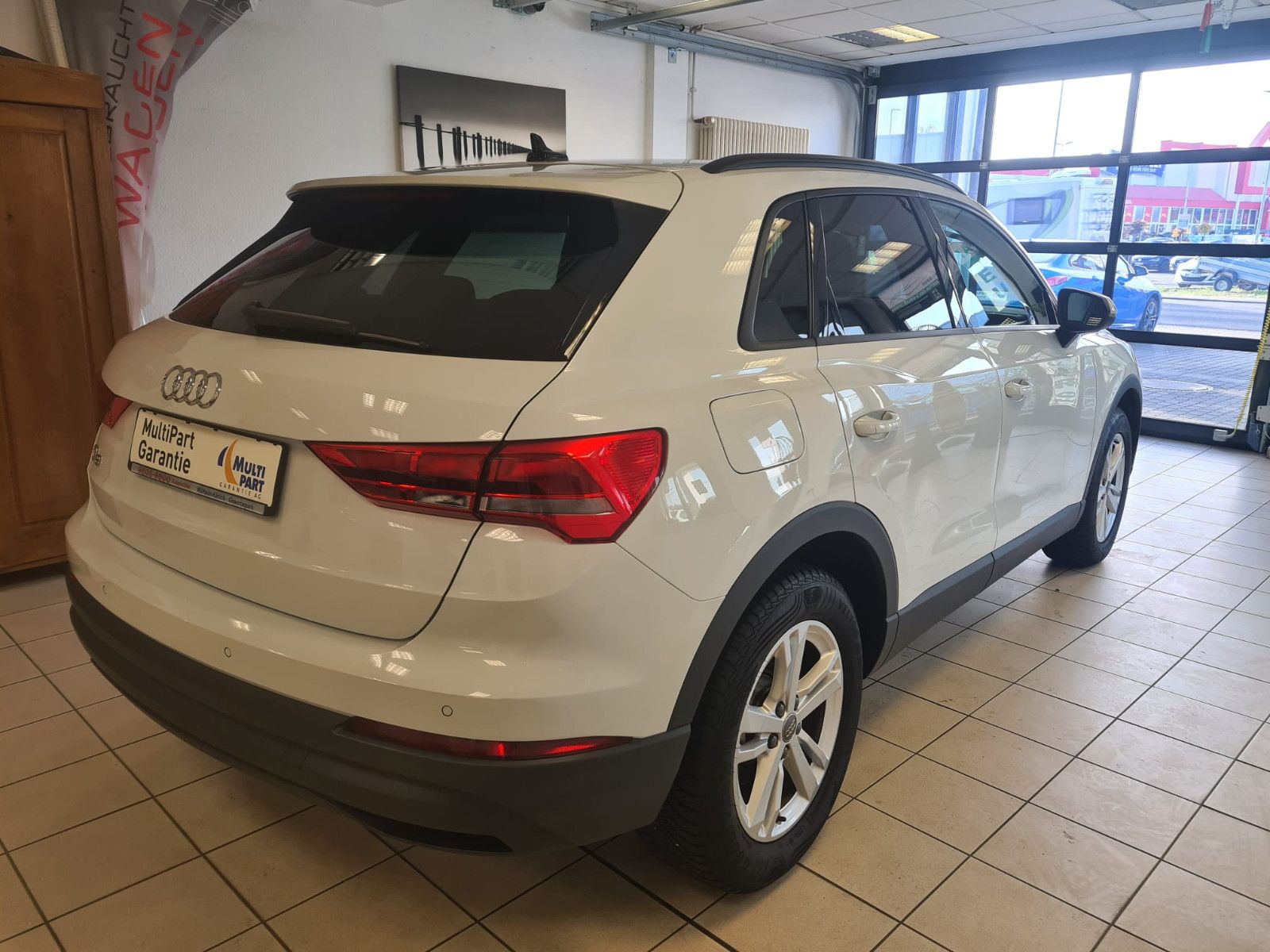 Fahrzeugabbildung Audi Q3 35 TFSI / LED / NAVI / AHK / VIRTUELL
