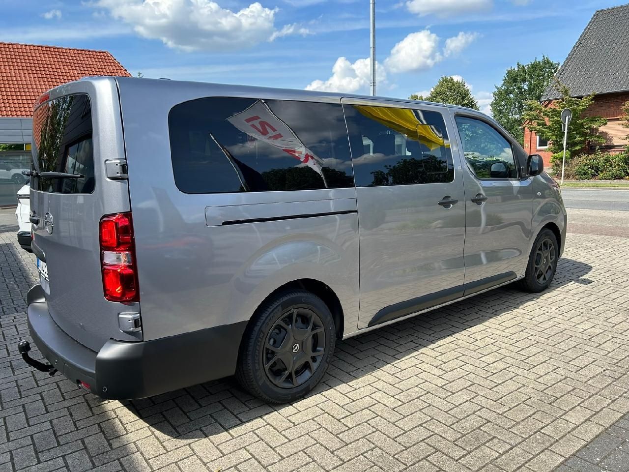 Fahrzeugabbildung Opel Zafira Life Edition XL