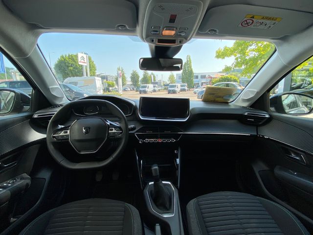 PEUGEOT 208 Active