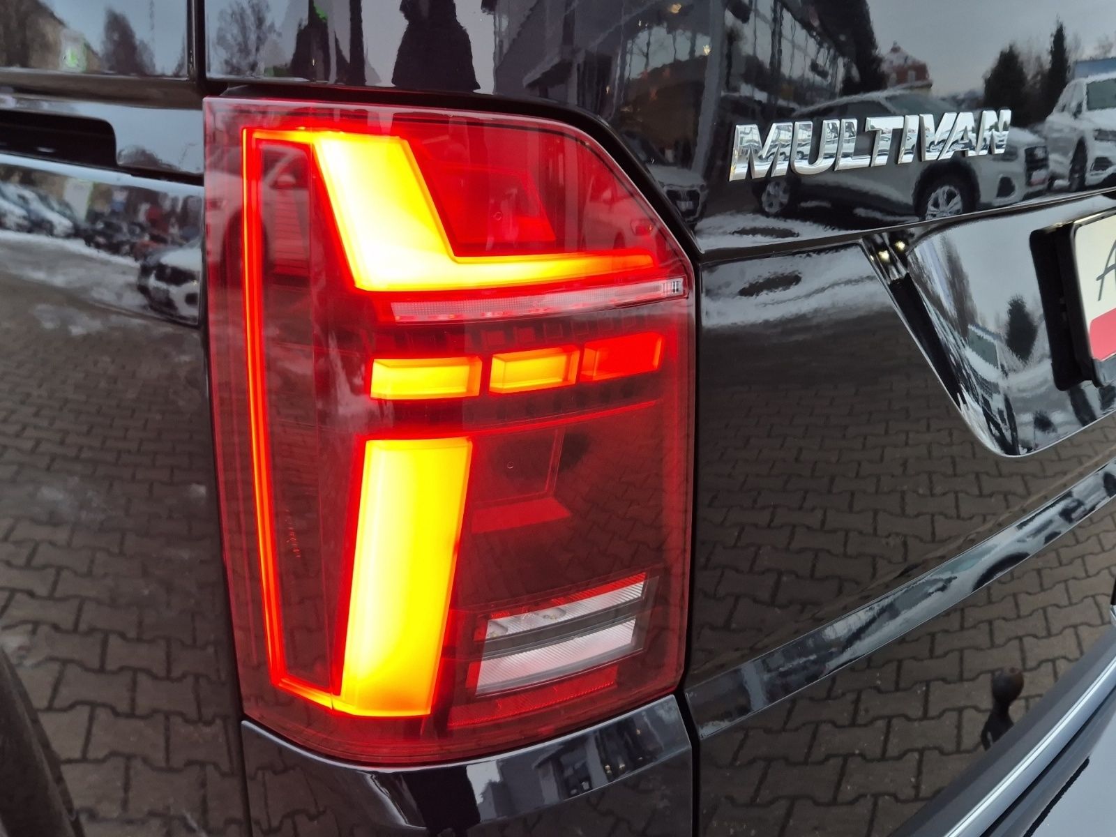 Fahrzeugabbildung Volkswagen T6 Multivan T6.1 TDI Gen-Six DSG Standhzg LED AH