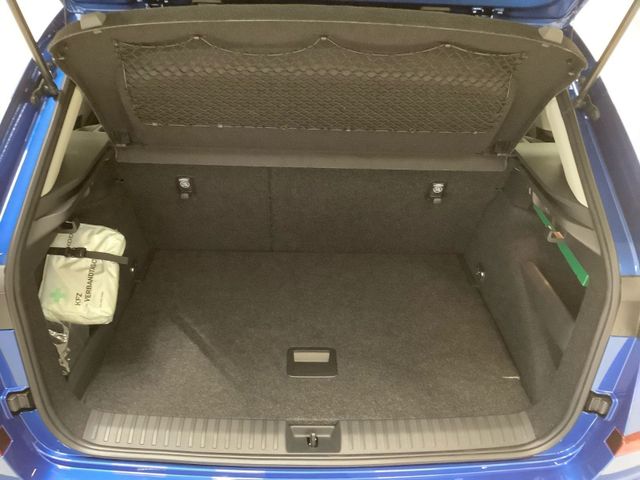 Kamiq Essence 70 kW 5-G VORBER AHK BEH FS