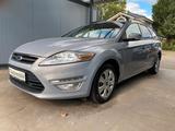Ford Mondeo Tempomat Sitzheizung PDC Allwetterreifen - Ford Mondeo aus 2010: Kombi