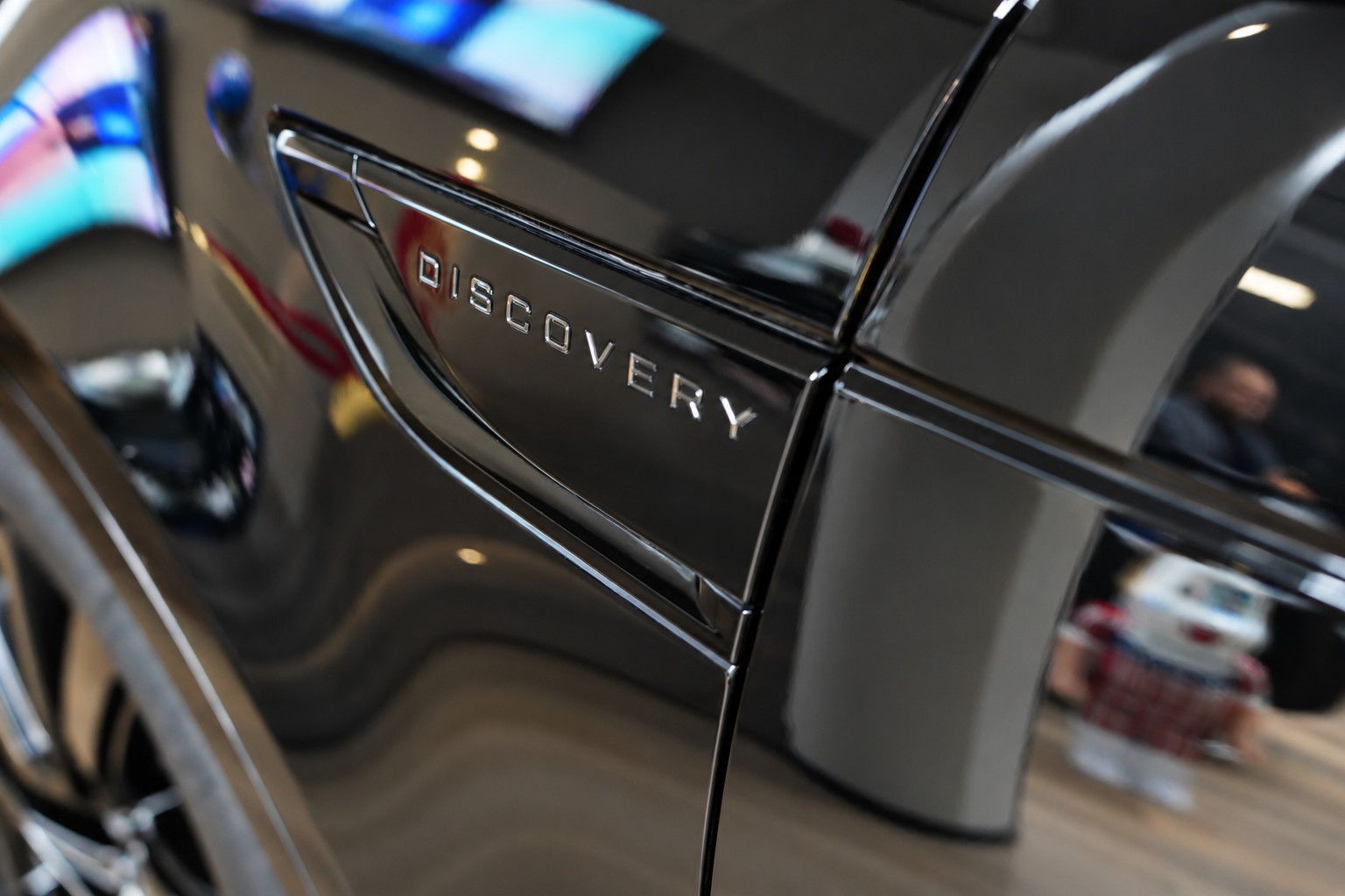 Fahrzeugabbildung Land Rover Discovery SE*R-Dynamic*7-Sitz*Pano*Meridian*360°