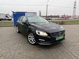 Volvo V60 D6 TWIN ENGINE Plug-in-Hybrid Summum - Volvo V60 Summum mit Hybrid-Antrieb (Diesel/Elektro)