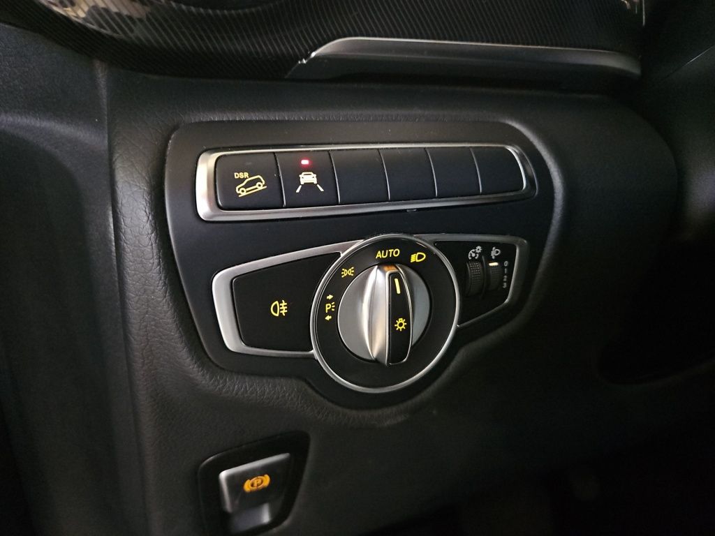 Fahrzeugabbildung Mercedes-Benz V 250 ED lang 4x4 Nav AHK PTS RFK 2 Schiebetüren