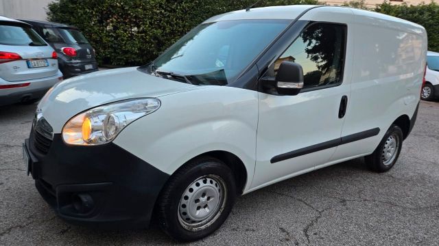 Opel Combo 1.6 CDTI 105CV Van (1000kg)Diesel E6