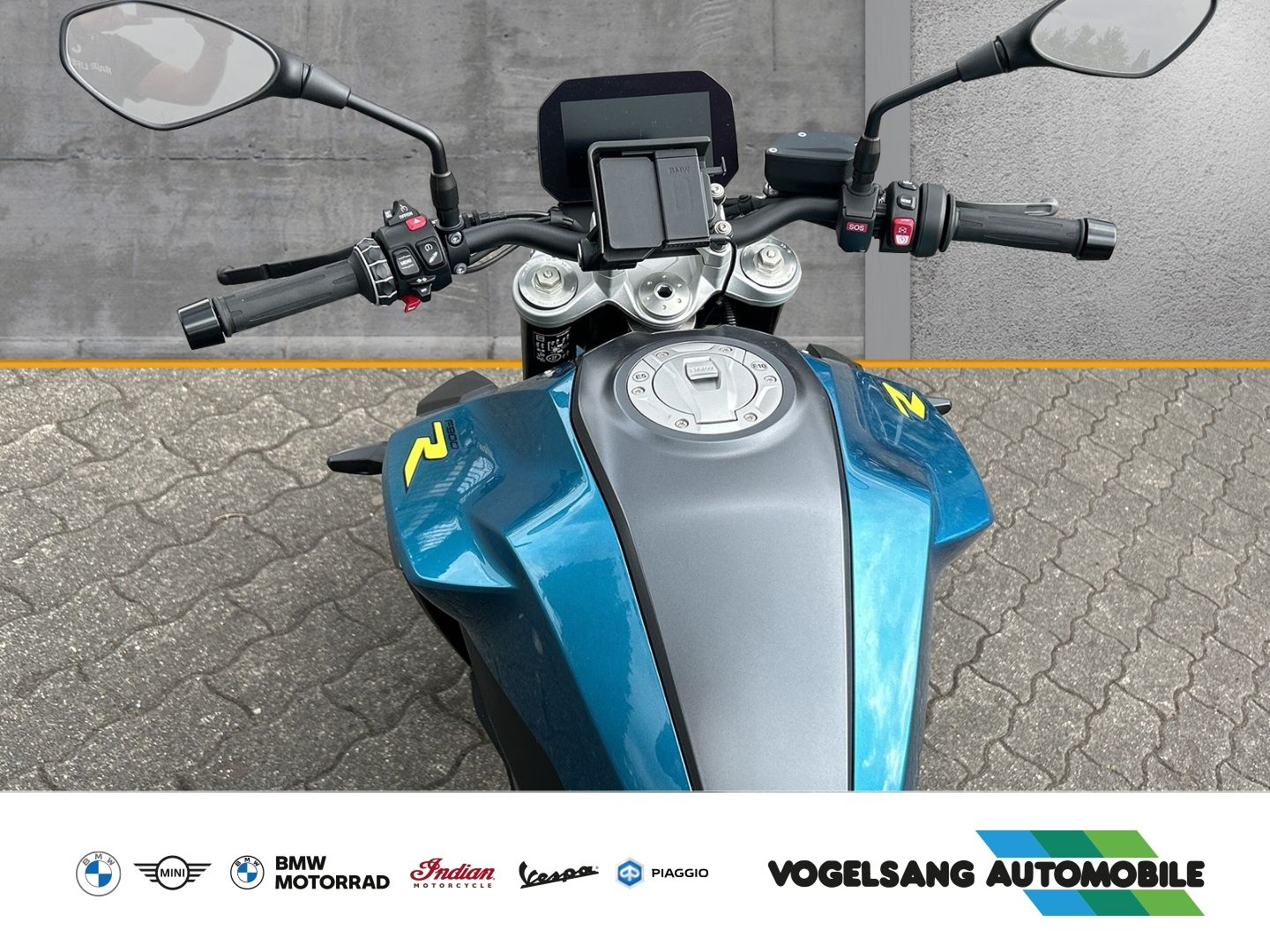 Fahrzeugabbildung BMW F 900 R Dynamik-Paket, Komfort-Paket, RDC, Tempo